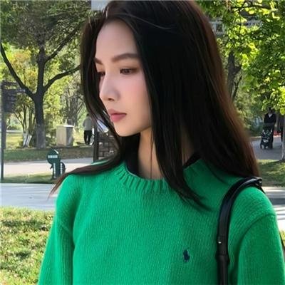 桃花含露又春风